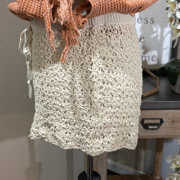 By Together Cream Crochet Knit Shorts TRN22 - Picture 4 of 5